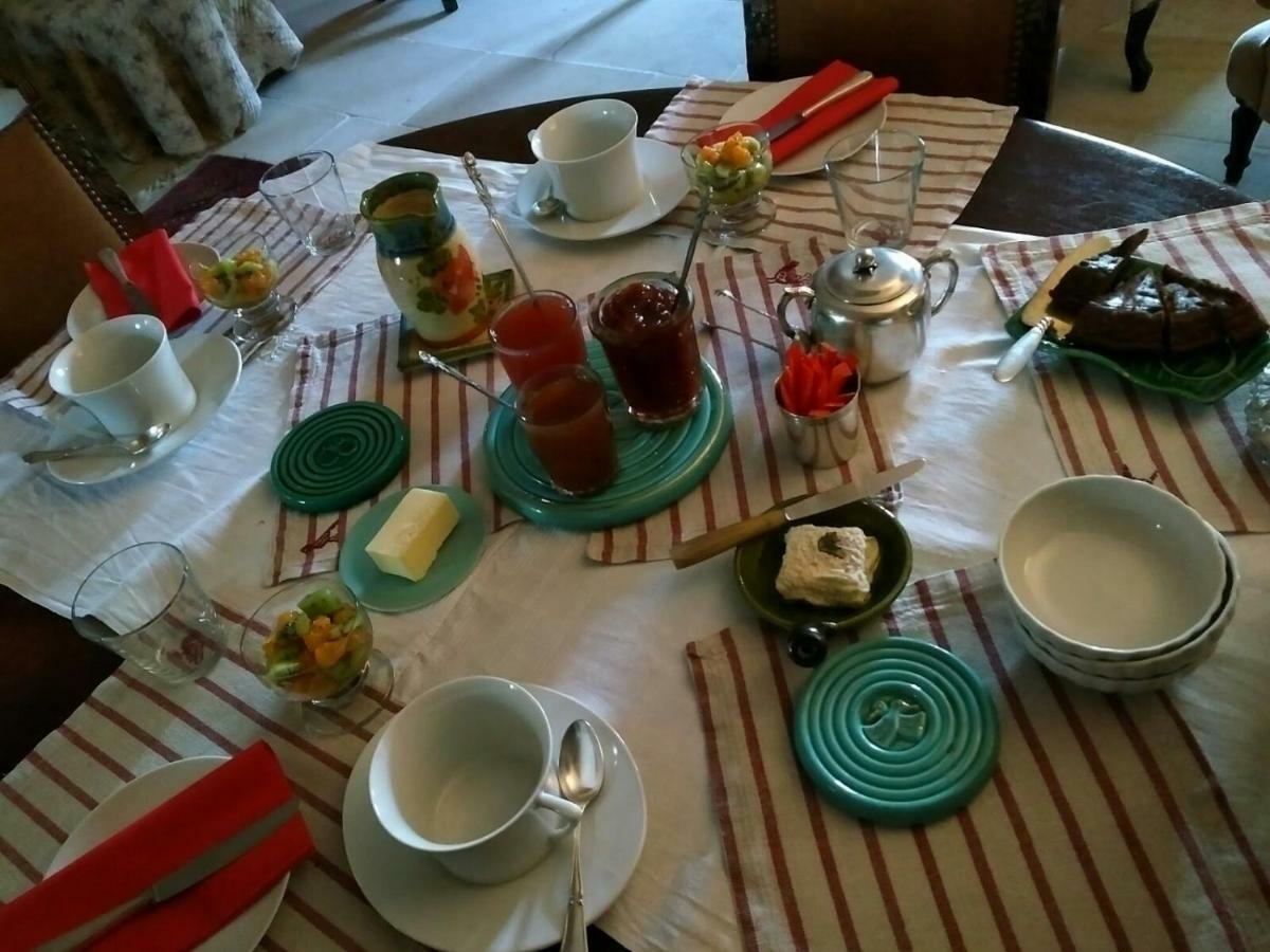 ペルヌ・レ・フォンテーヌ ラ ネスキエール シャンブル ドット Bed & Breakfast エクステリア 写真